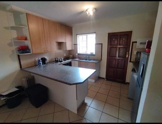 3 BEDROOM APARTMENT FOR SALE IN KARENPARK
